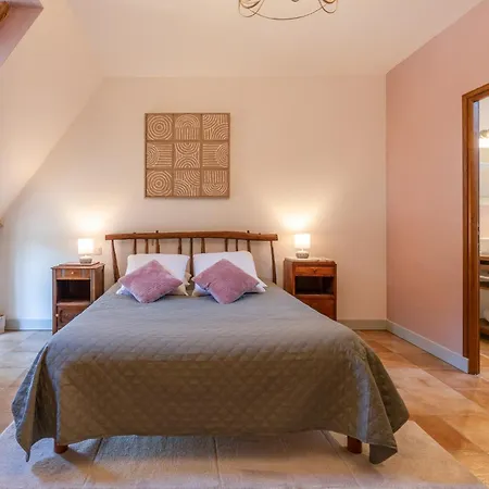 Et Jardin De Pierres ベッド・アンド・ブレックファスト