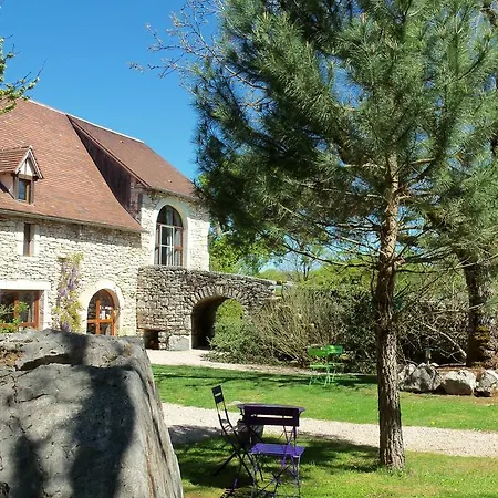 فندق مبيت وإفطار Et Jardin De Pierres