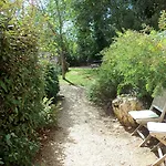 Bed & Breakfast Et Jardin De Pierres