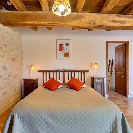 Et Jardin De Pierres Frühstückspension 3*