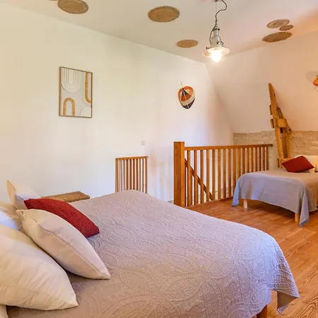 Frühstückspension Et Jardin De Pierres 3*